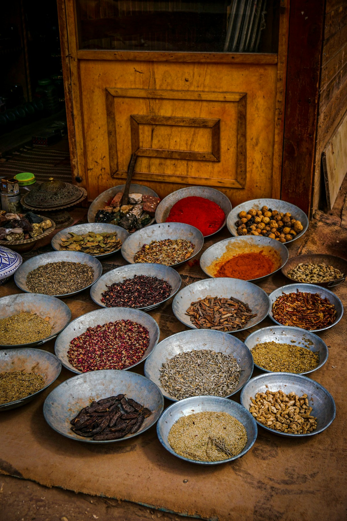 Botanicals and spices used in distilling
